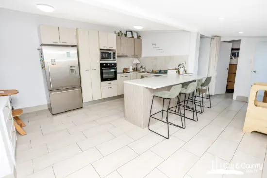 126 Miles Street, Mount Isa, Qld 4825