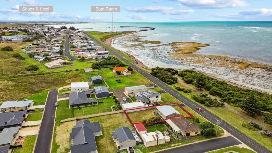 126 Sea Parade, Port Macdonnell, SA 5291