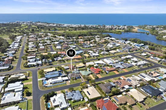 127 Davidson Street, Bargara, Qld 4670