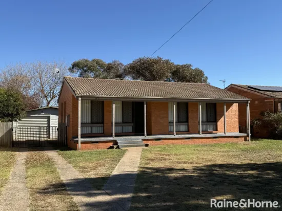 127 Lone Pine Avenue, Orange, NSW 2800