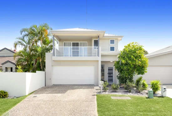 128 Grand Parade, Parrearra, Qld 4575