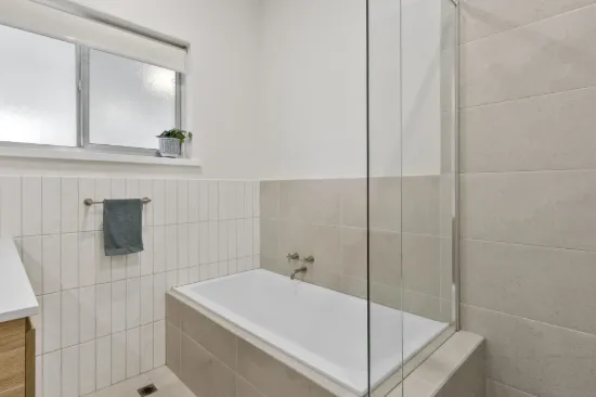 128 Main North Road, Clare, SA 5453-Image