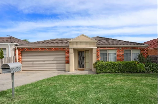 129 Golf Links Road, Berwick, Vic 3806 - For Rent