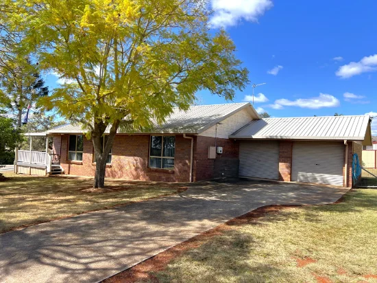 129 Moore Street, Kingaroy, Qld 4610
