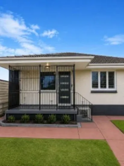 129 Station Road, Woodridge, Qld 4114