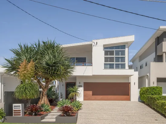 12A Palmtree Avenue, Scarborough, Qld 4020