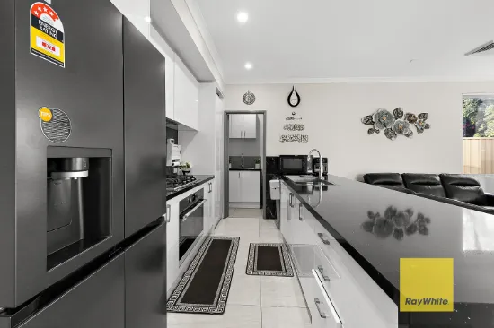 12B Tonbridge Way, Thornlie, WA 6108