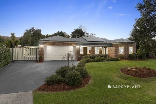 13-15 Brookvale Close, Beaconsfield, Vic 3807