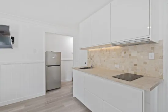 13/4-10 Kennedy Drive, Point Lookout, Qld 4183-Image