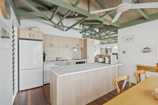 13/4-10 Kennedy Drive, Point Lookout, Qld 4183-Image