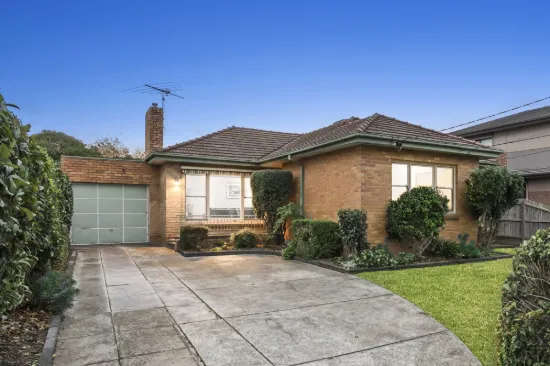 13 Adelaide Avenue, Mount Waverley, Vic 3149