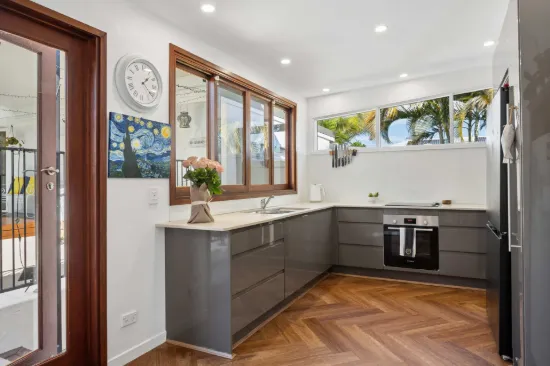13 Allden Avenue, Labrador, Qld 4215-Image