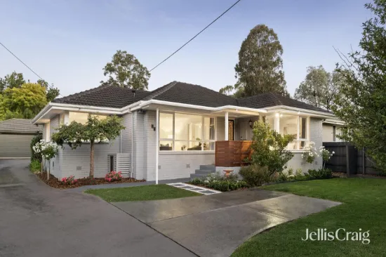 13 Aminga Court, Croydon, Vic 3136