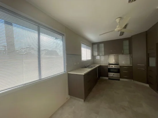 13 Armstrong Crescent, Dysart, Qld 4745-Image