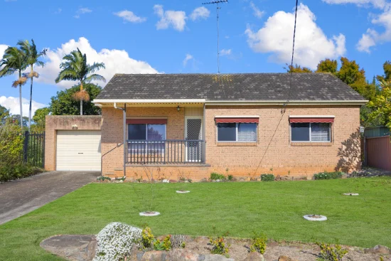13 Avon Place, Toongabbie, NSW 2146
