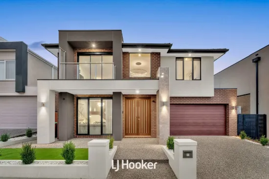 13 Bakosi Road, Clyde North, Vic 3978