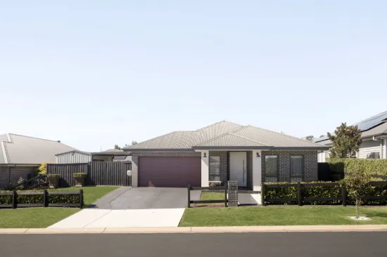 13 Balmoral Rise, Wilton, NSW 2571