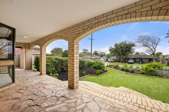 13 Barbrook Way, Warnbro, WA 6169