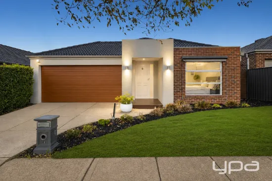 13 Barwick Gardens, Point Cook, Vic 3030