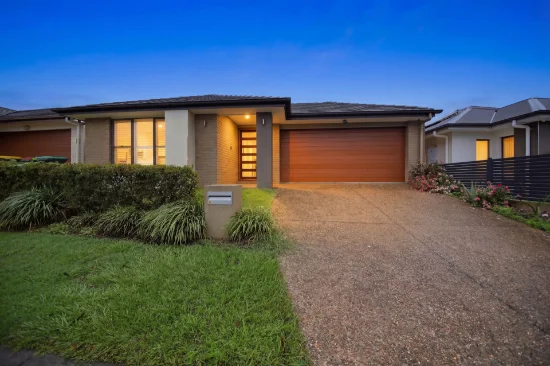 13 Beesand Street, Mango Hill QLD 4509 - For Rent