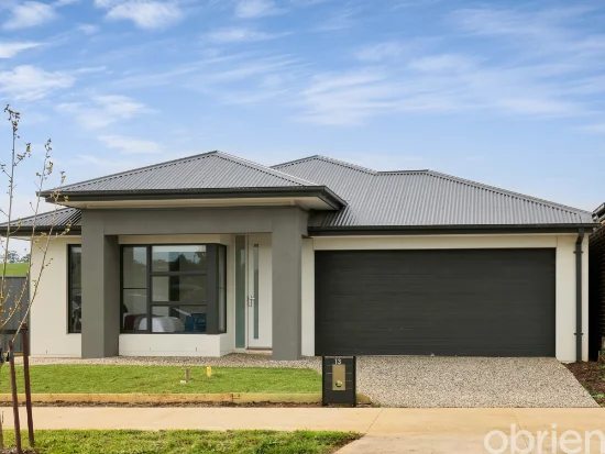 13 Bell Heather Boulevard, Warragul, Vic 3820 - For Sale
