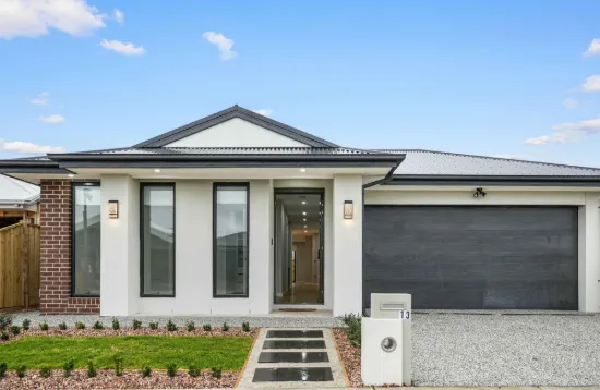 13 Belvedere Circuit, Donnybrook, Vic 3064
