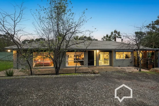 13 Benjamin Court, Spring Gully, Vic 3550