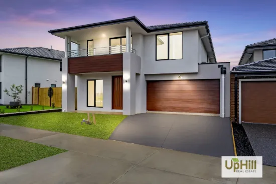 13 Berrenda Street, Clyde North, Vic 3978