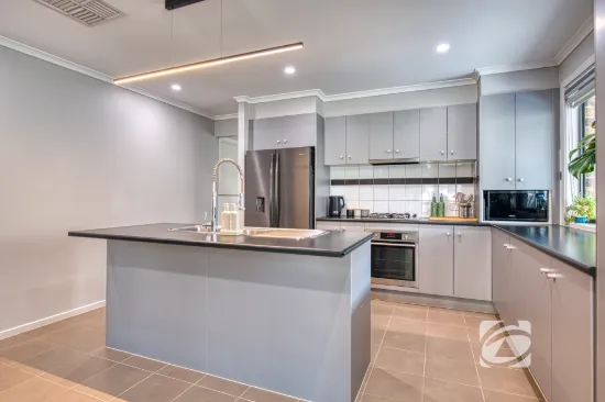 13 Bluehills Boulevard, Pakenham, Vic 3810-Image