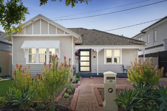 13 Bracken Grove, Altona, Vic 3018