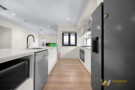 13 Bronze Street, Tarneit, Vic 3029-Image