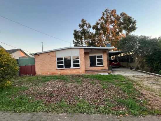 13 Buchanan Rd, Smithfield Plains, SA 5114