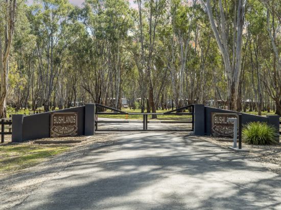 13 Bushlands Road, Tocumwal, NSW 2714