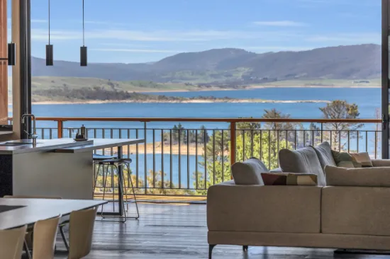 13 Candlebark Circuit, Jindabyne, NSW 2627