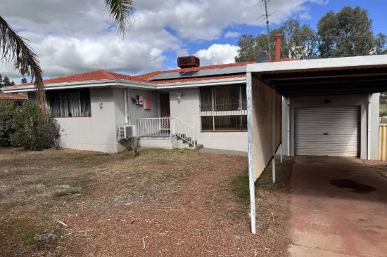 13 Clarkson Street, Northam, WA 6401