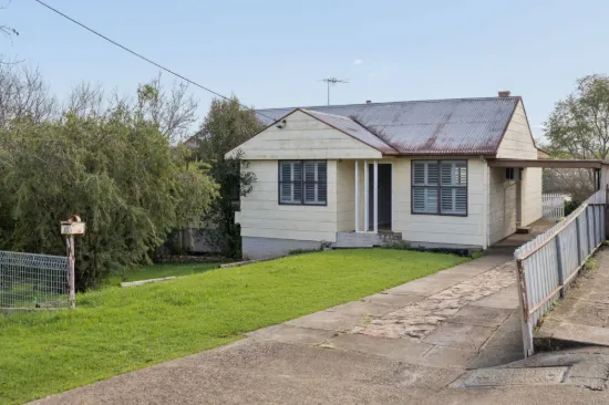 13 Clifton Street, Young, NSW 2594