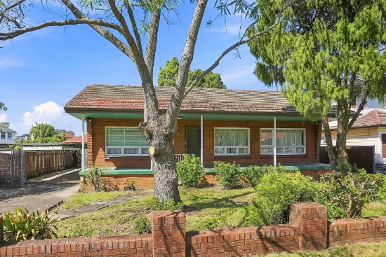 13 Cooyong Crescent, Toongabbie, NSW 2146