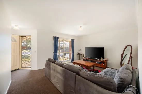 13 Cowper Crescent, Sunbury VIC 3429-Image