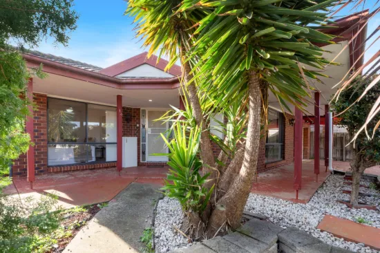 13 Crespin Place, Roxburgh Park, Vic 3064