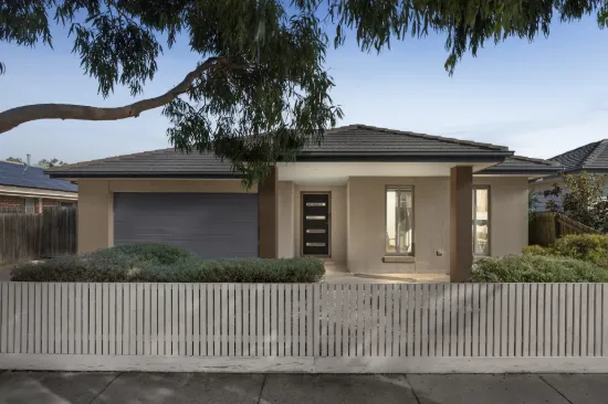 13 Creswick Avenue, Eynesbury, Vic 3338
