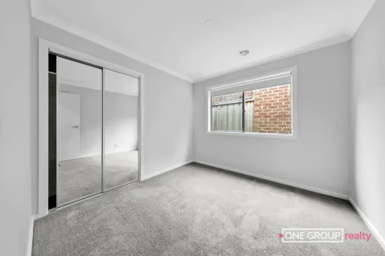 13 Daintree Ent, Donnybrook, Vic 3064-Image
