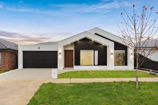 13 Dalk Drive, Gisborne, Vic 3437