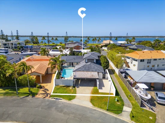 13 Daru Avenue, Runaway Bay, Qld 4216