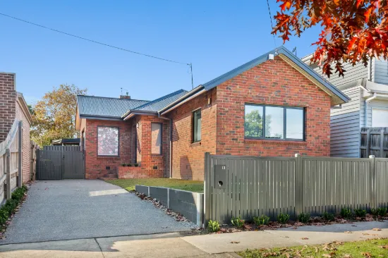 13 Deakin Street, Mitcham, Vic 3132