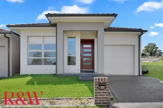 13 Dunstan Drive, Bradbury, NSW 2560