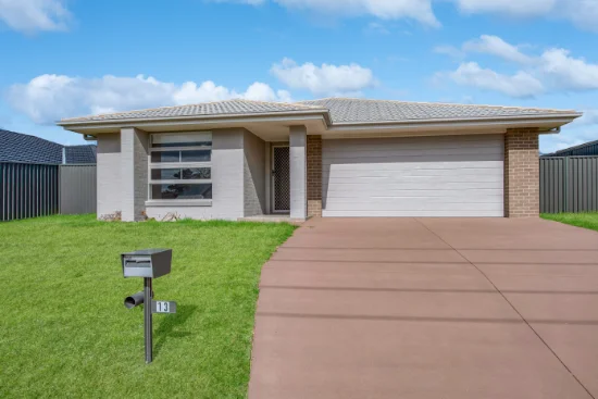 13 Edgeworth Street, Cessnock, NSW 2325