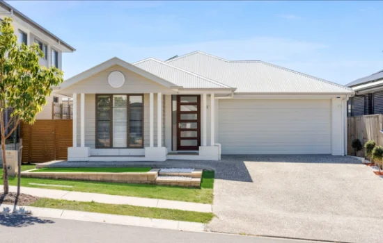 13 Edward Circuit, Deebing Heights, Qld 4306