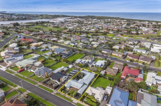 13 Emma Avenue, Warrnambool, Vic 3280