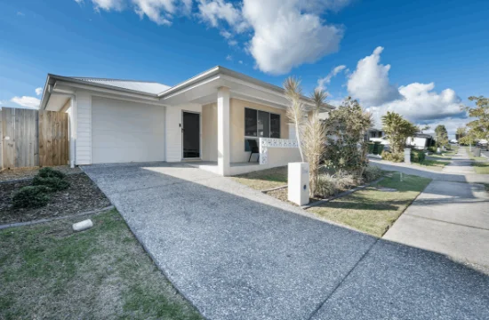 13 Emma Street, Deebing Heights QLD 4306 - For Rent