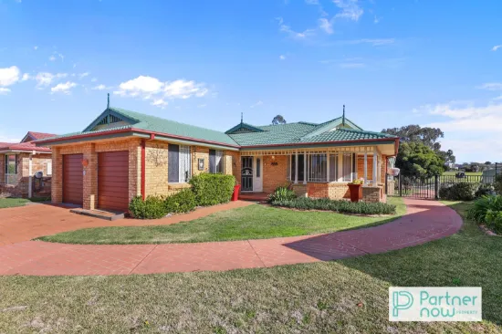 13 Eureka Place, Tamworth, NSW 2340